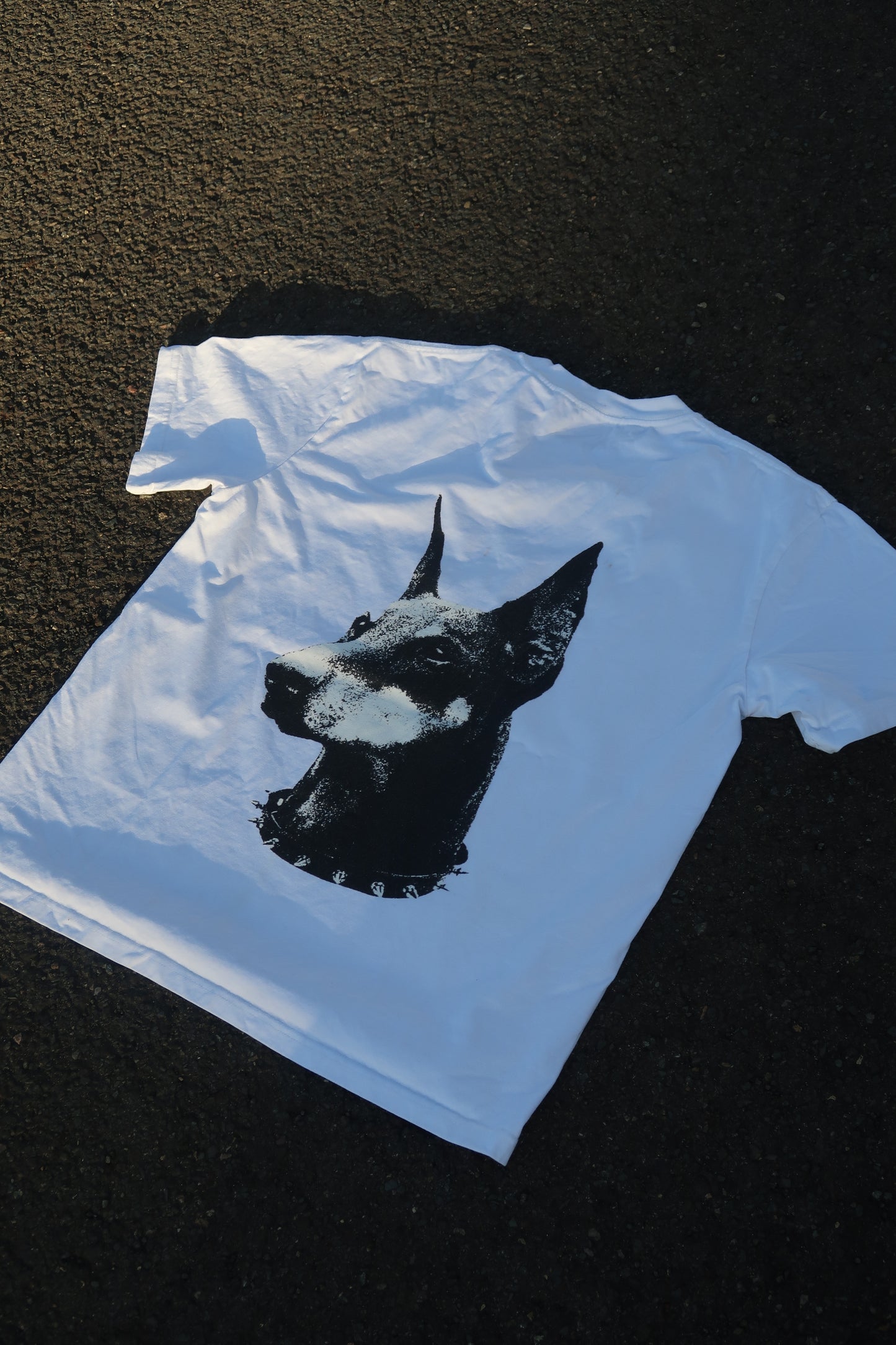 DOBER T-SHIRT